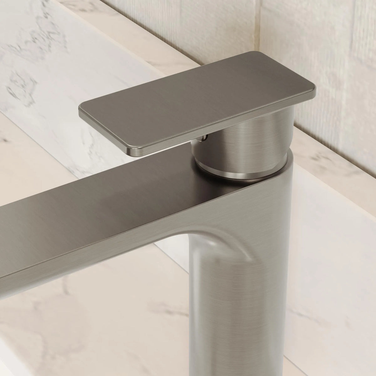 Single-Handle Bathroom Sink Faucet With Pop-Up Drain
