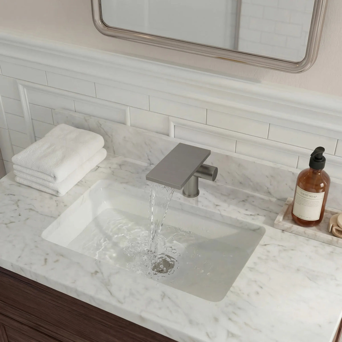 Single-Handle Bathroom Sink Faucet With Waterfall Spout And Pop-Up Drain