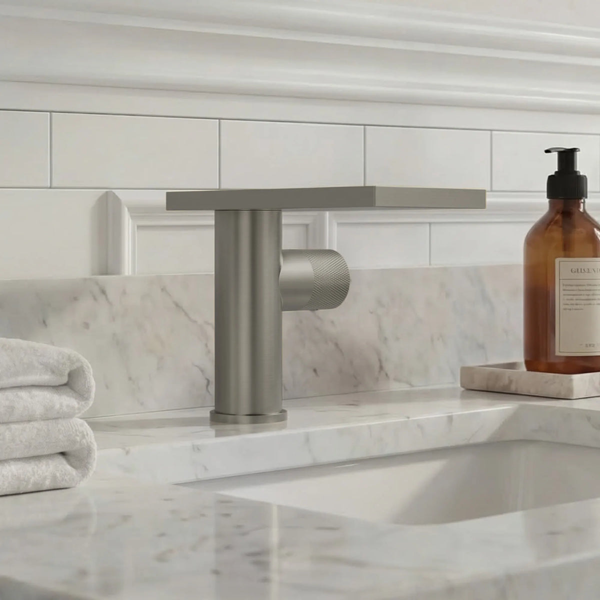 Single-Handle Bathroom Sink Faucet With Waterfall Spout And Pop-Up Drain