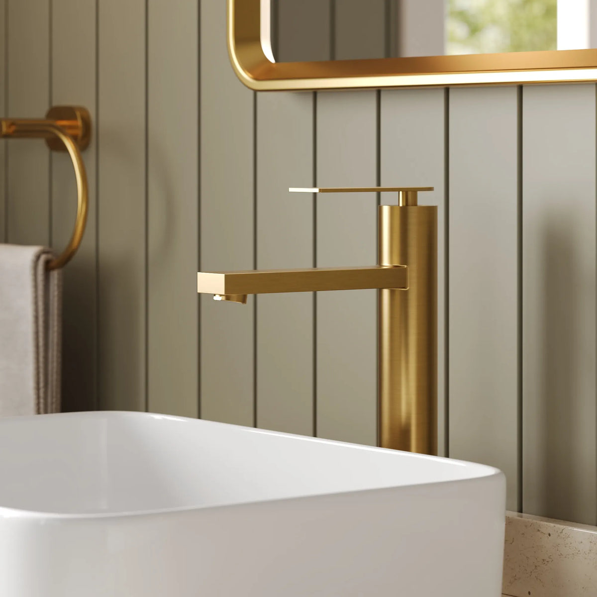 Single-Handle Vessel Bathroom Sink Faucet With Pop-Up Drain