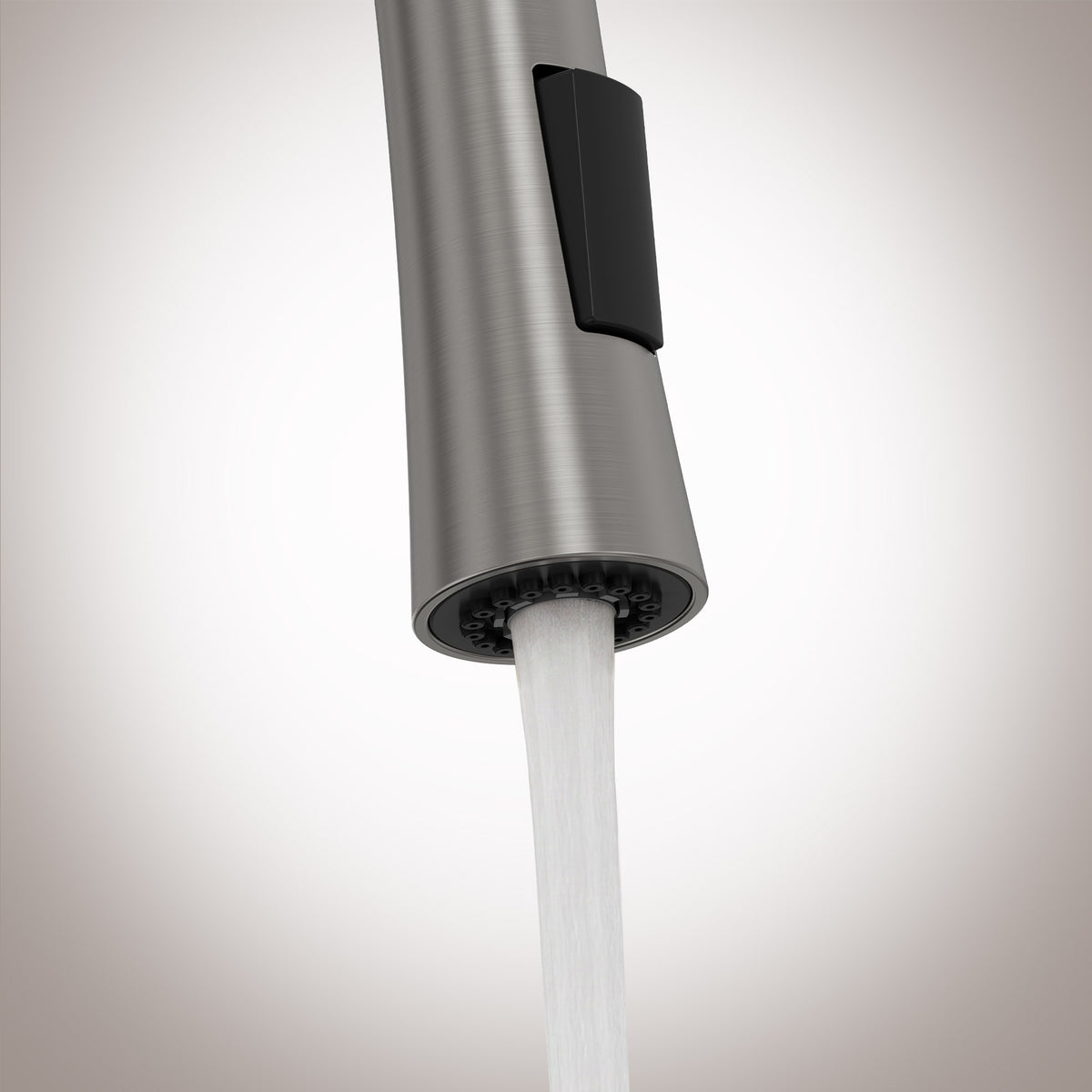 Single-Handle Pull-Down Kitchen Faucet With Dual Spray Modes