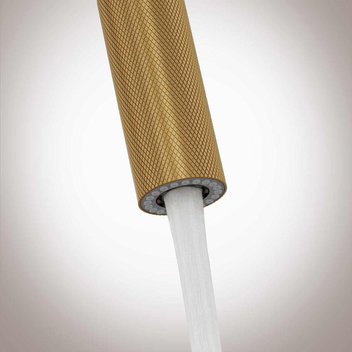 Single-Handle Pull-Down Kitchen Faucet With Dual Spray Modes