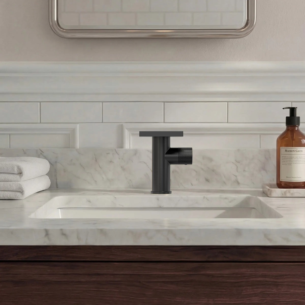 Single-Handle Bathroom Sink Faucet With Waterfall Spout And Pop-Up Drain