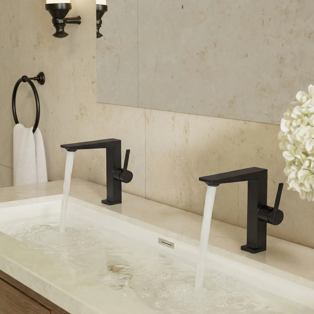 Single-Handle Bathroom Sink Faucet With Pop-Up Drain