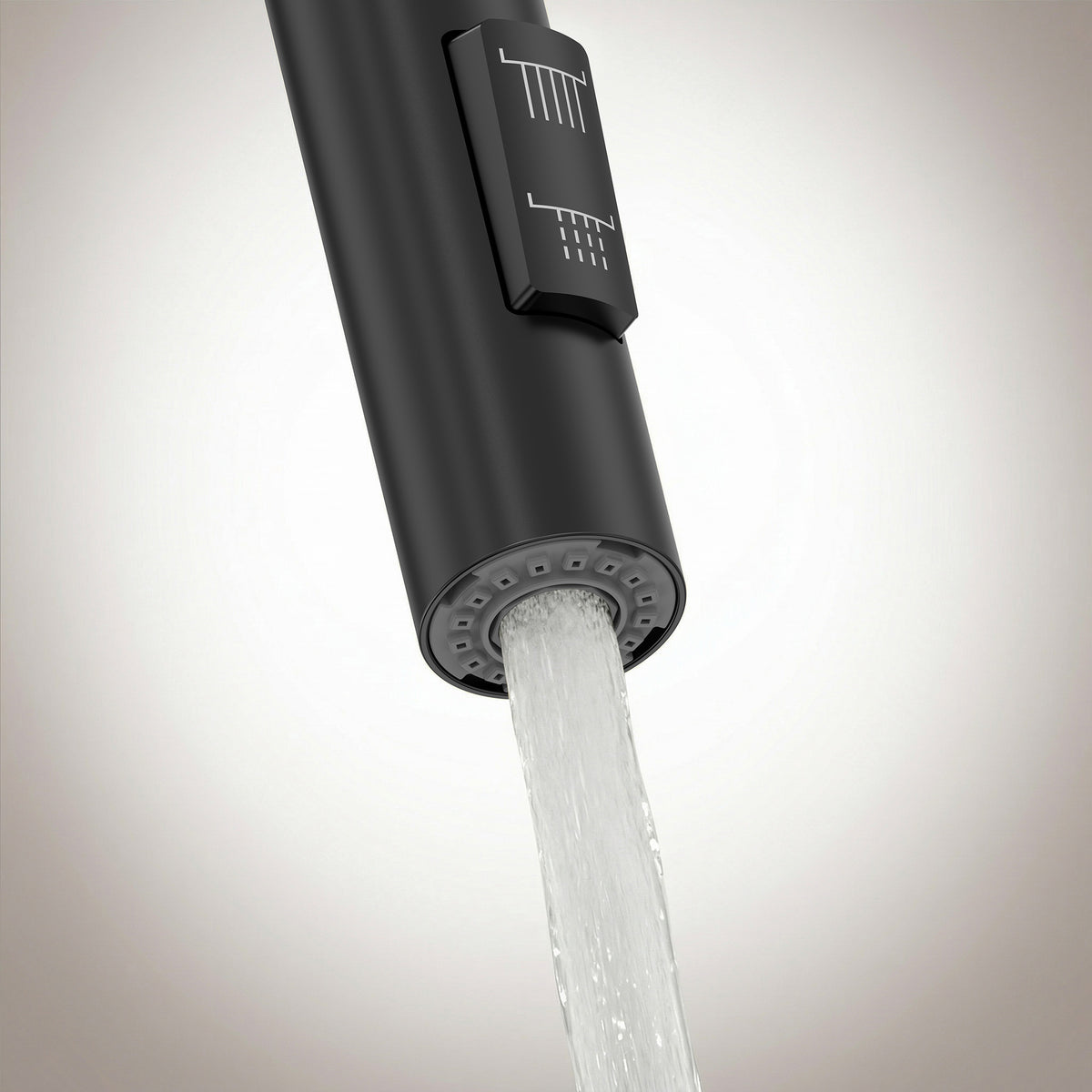 Single-Handle Pull-Down Kitchen Faucet With Dual Spray Modes