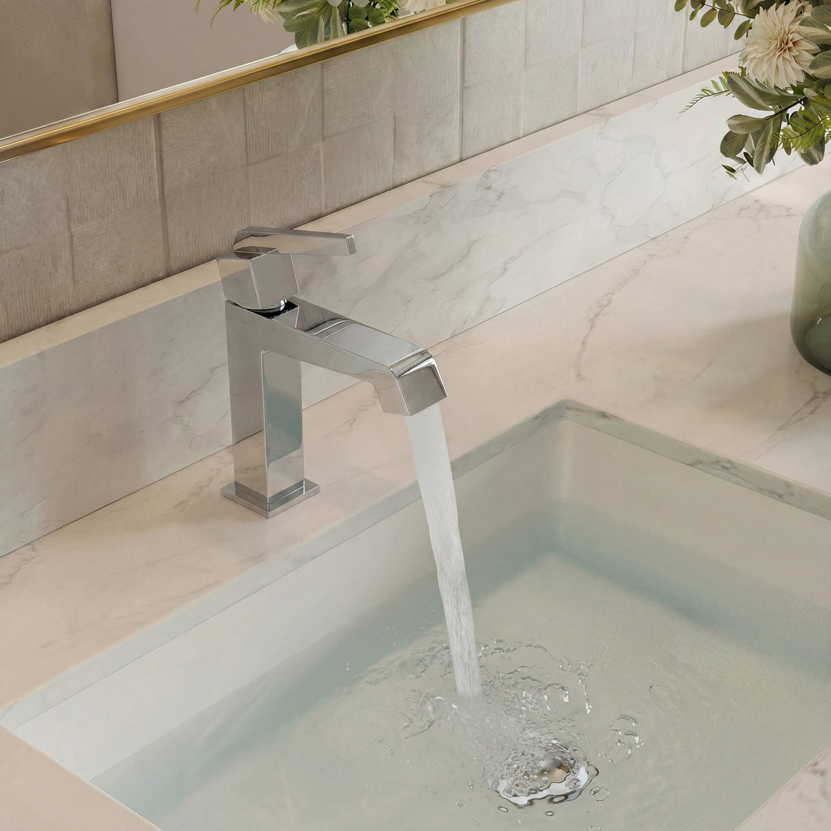 Single-Handle Bathroom Sink Faucet With Pop-Up Drain