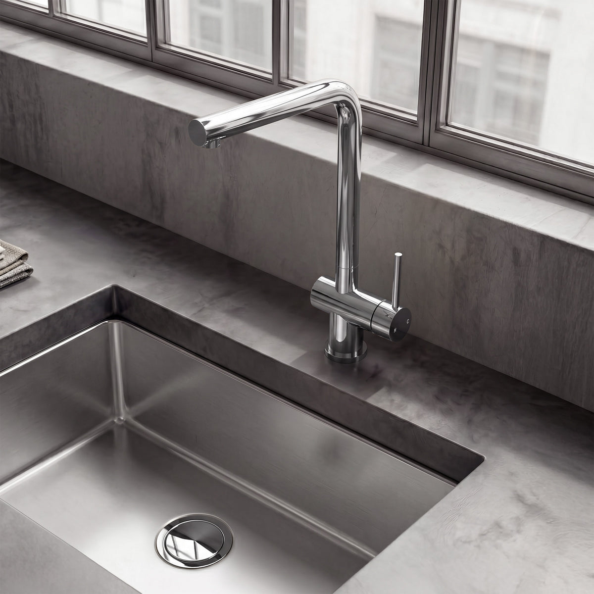 Single-Handle Bar Kitchen Faucet with 360-Degree Swivel Spout