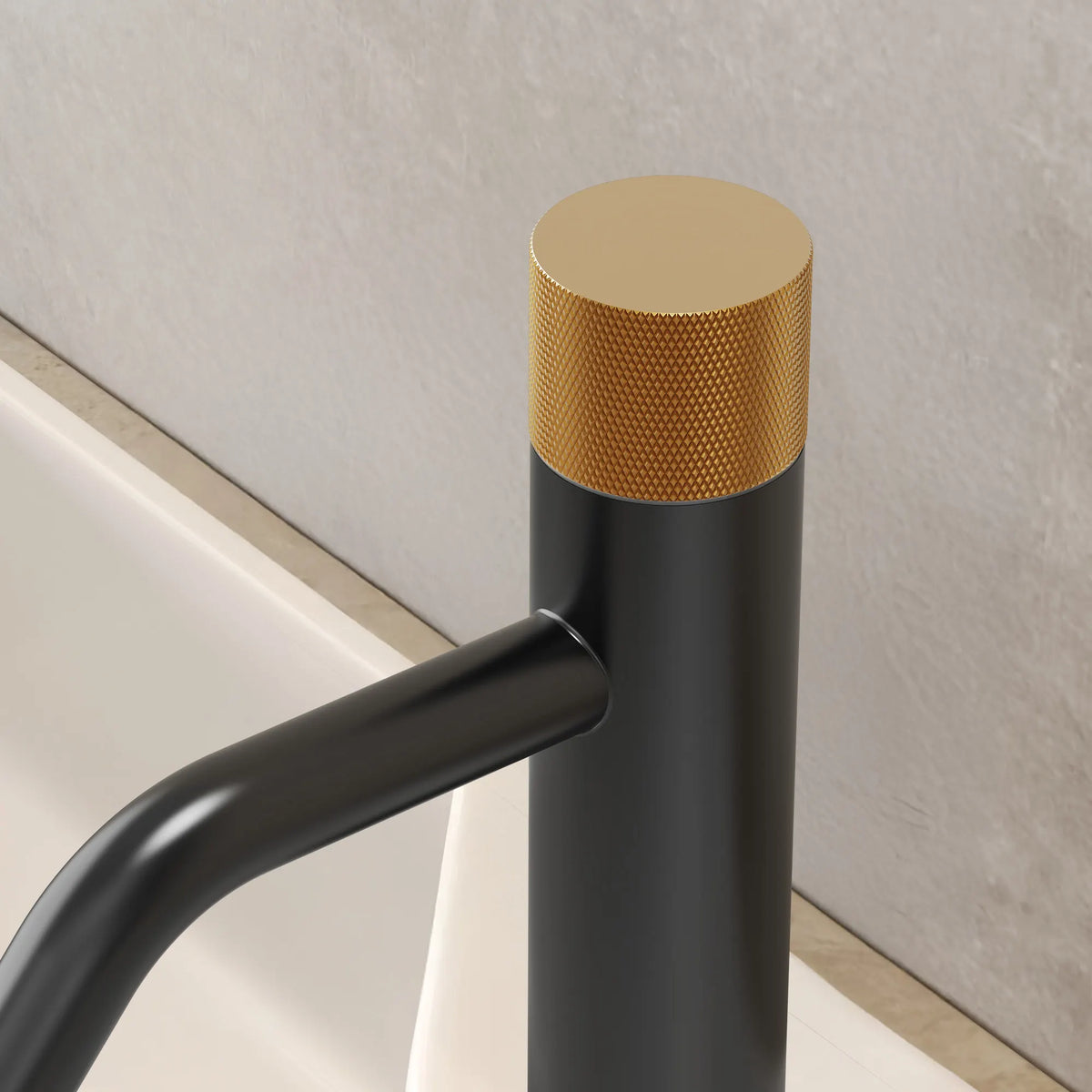 Single-Handle Bathroom Sink Faucet With Pop-Up Drain