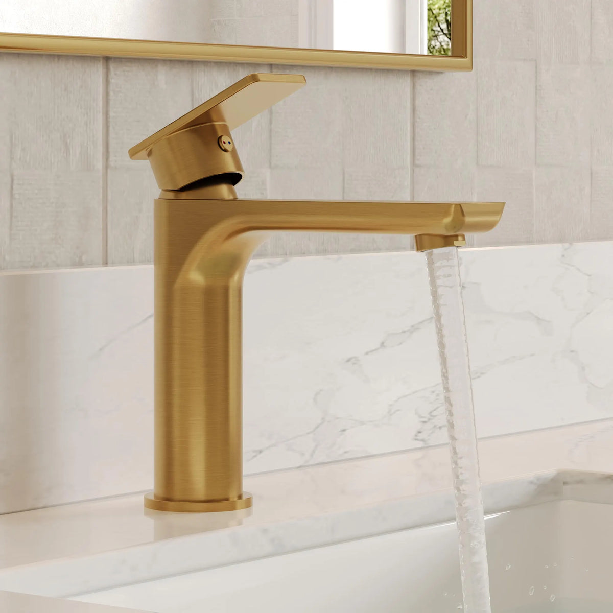 Single-Handle Bathroom Sink Faucet With Pop-Up Drain