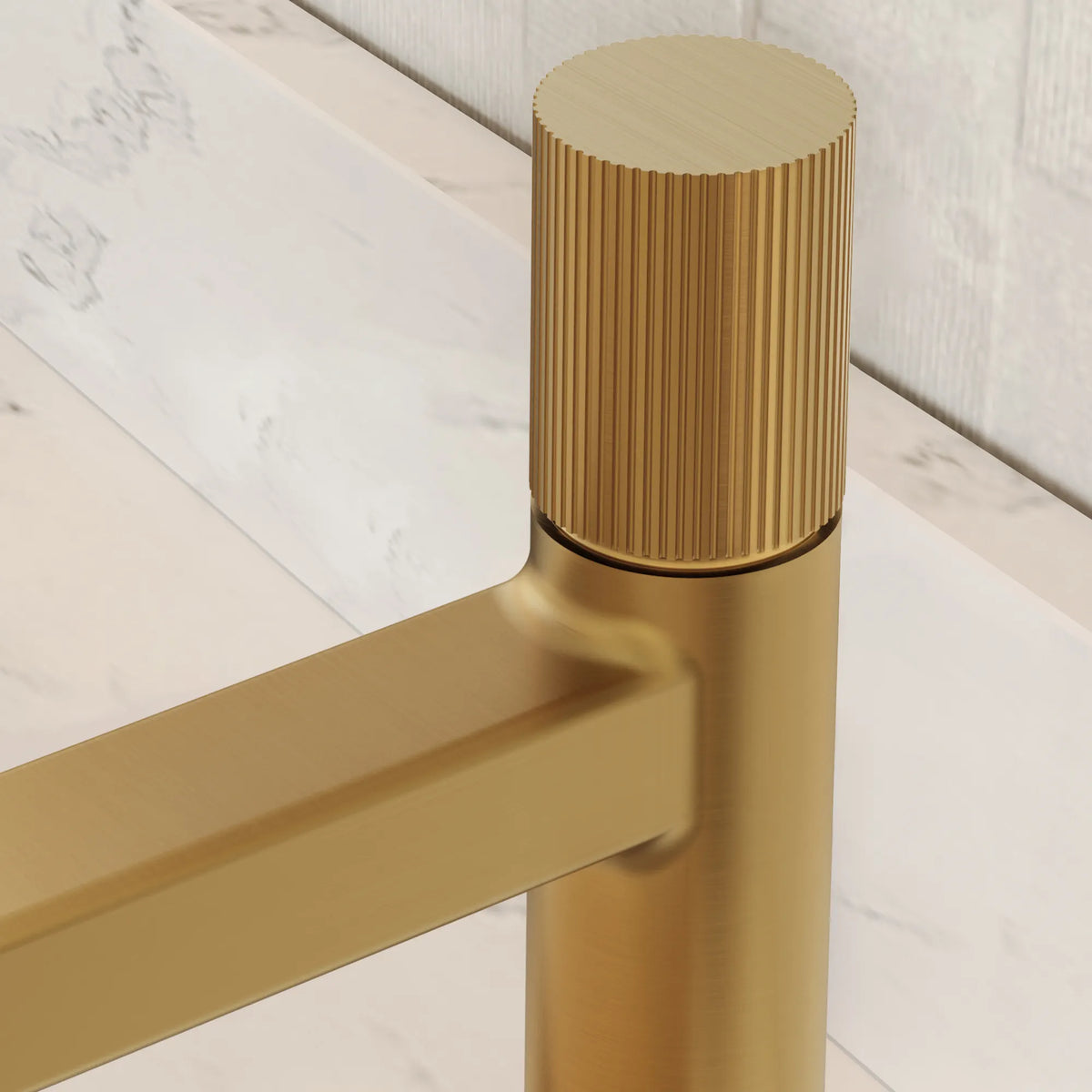 Single-Handle Bathroom Sink Faucet With Pop-Up Drain