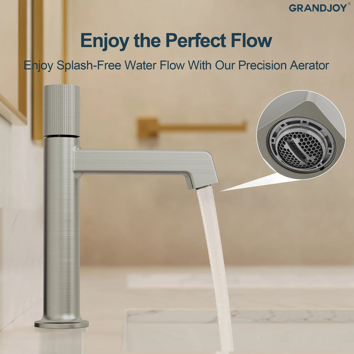 Single-Handle Bathroom Sink Faucet With Pop-Up Drain