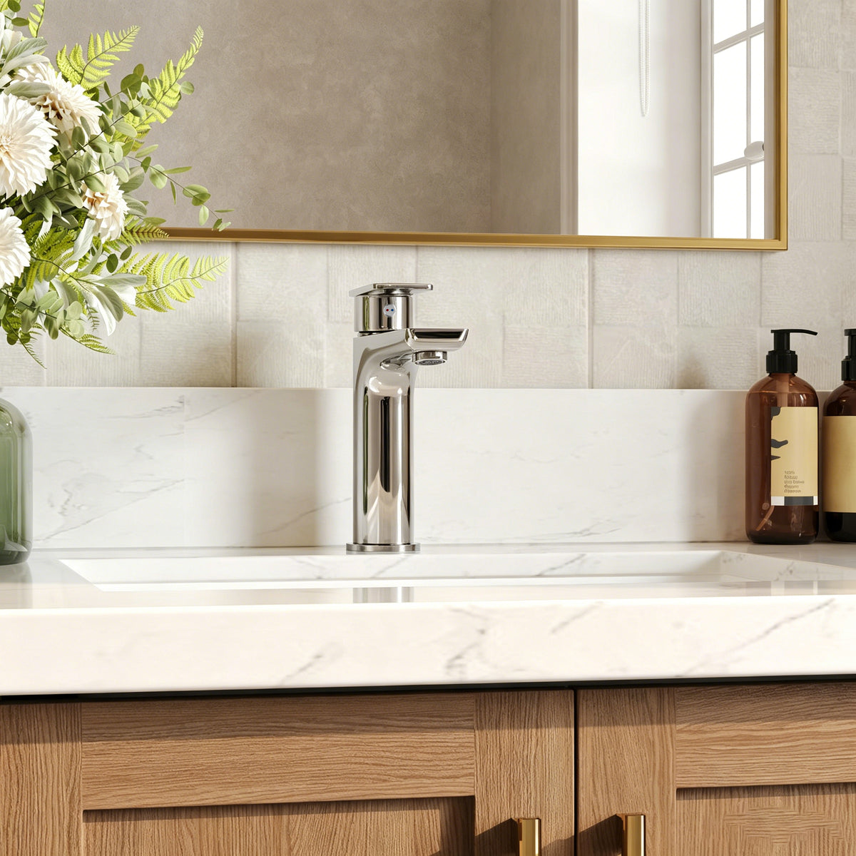 Single-Handle Bathroom Sink Faucet With Pop-Up Drain