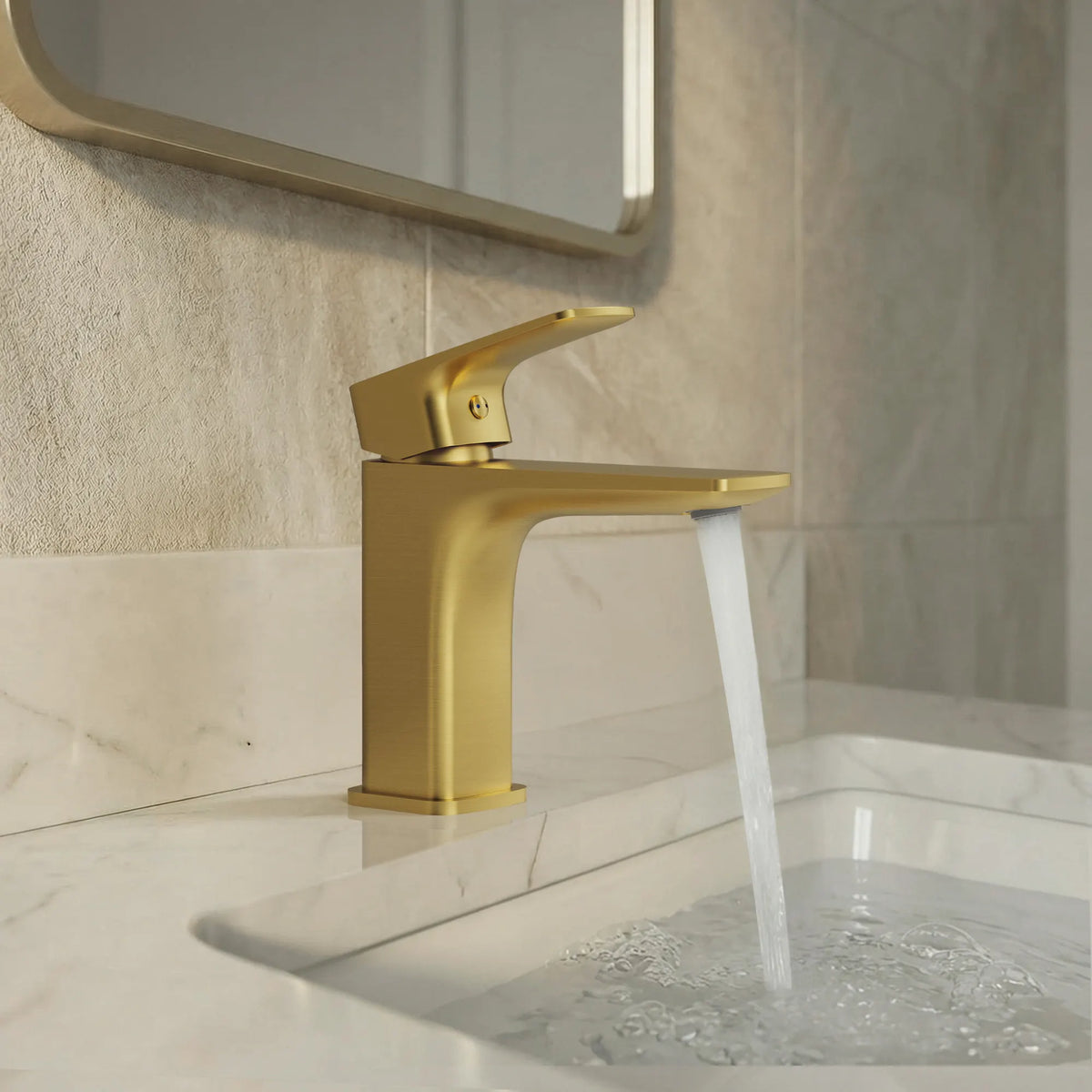 Single-Handle Bathroom Sink Faucet With Pop-Up Drain