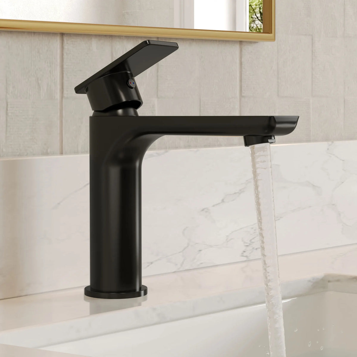 Single-Handle Bathroom Sink Faucet With Pop-Up Drain