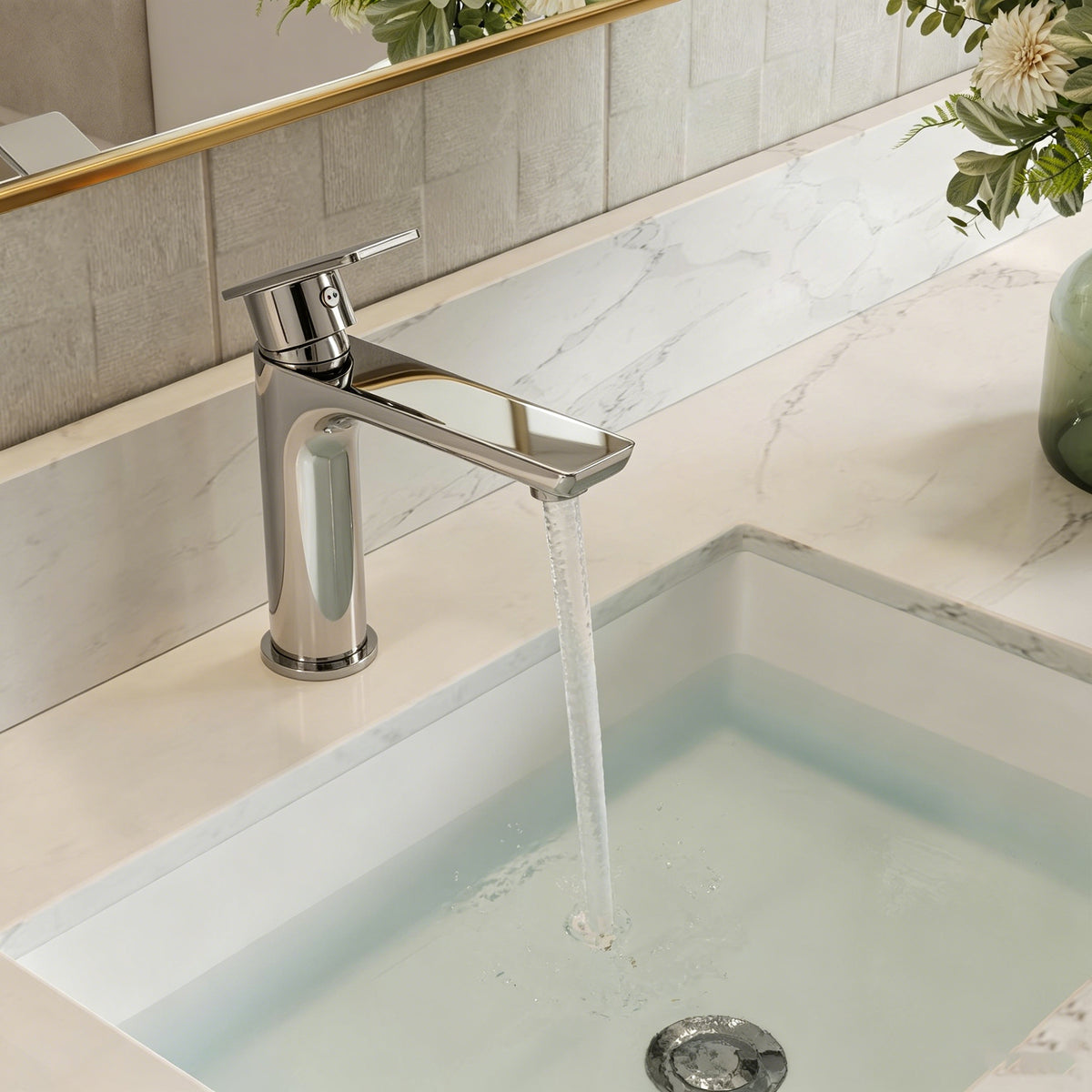 Single-Handle Bathroom Sink Faucet With Pop-Up Drain