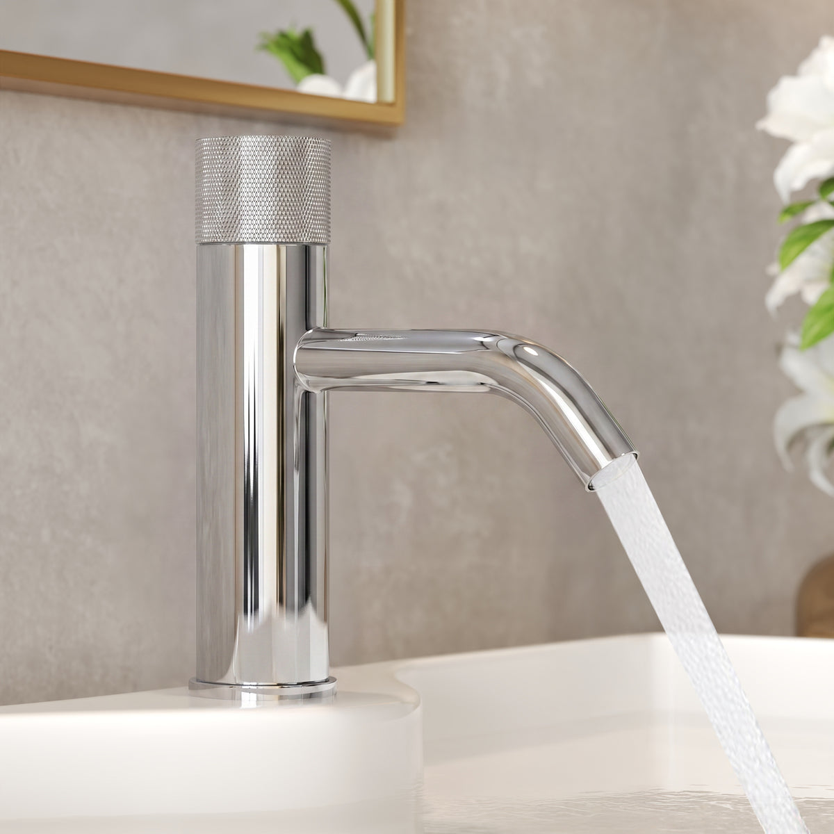 Single-Handle Bathroom Sink Faucet With Pop-Up Drain