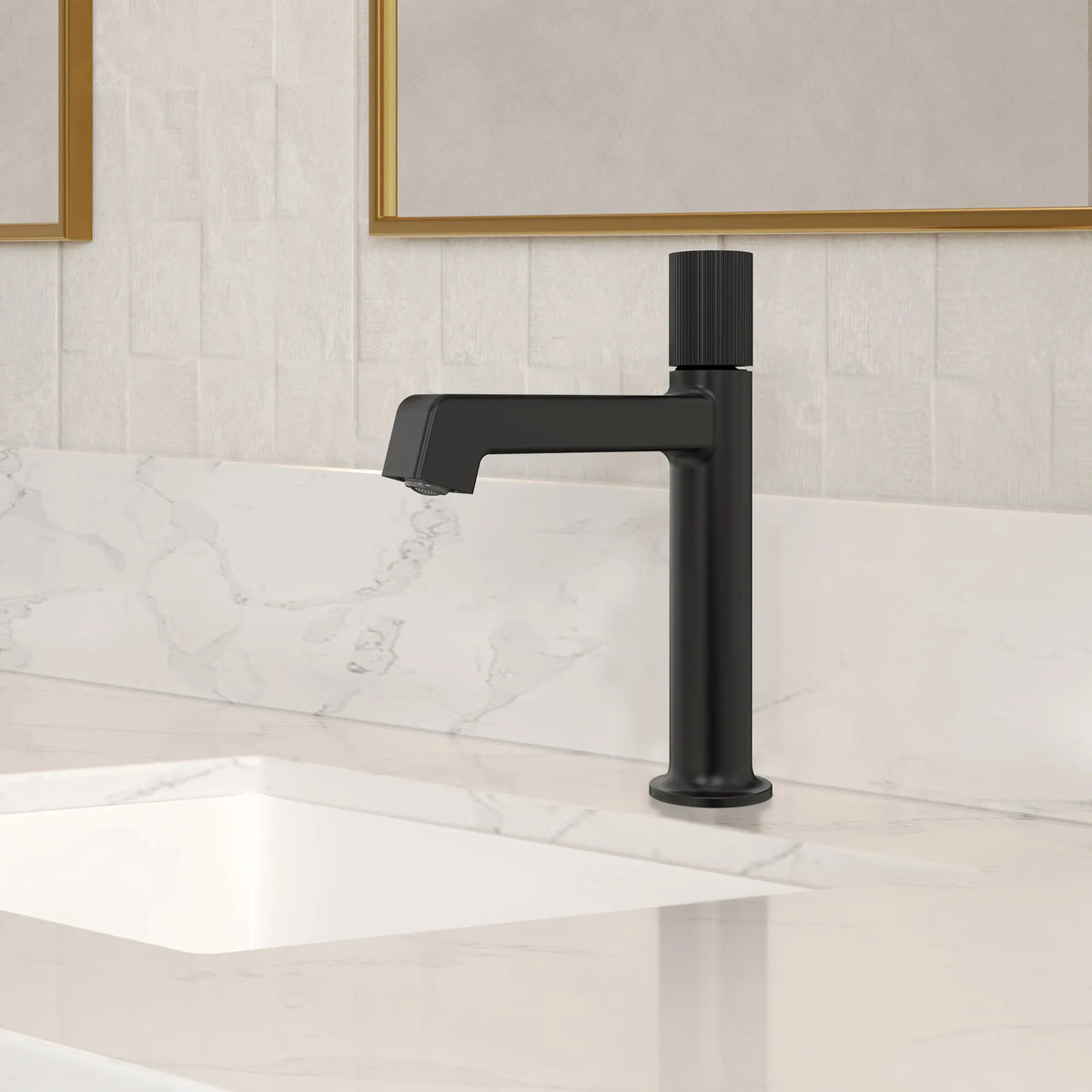 Single-Handle Bathroom Sink Faucet With Pop-Up Drain