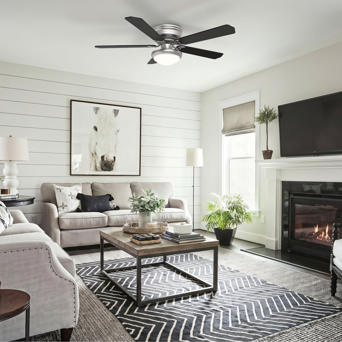 52-Inch Flush Mount 5-Blade Ceiling Fan with Light and Remote Control