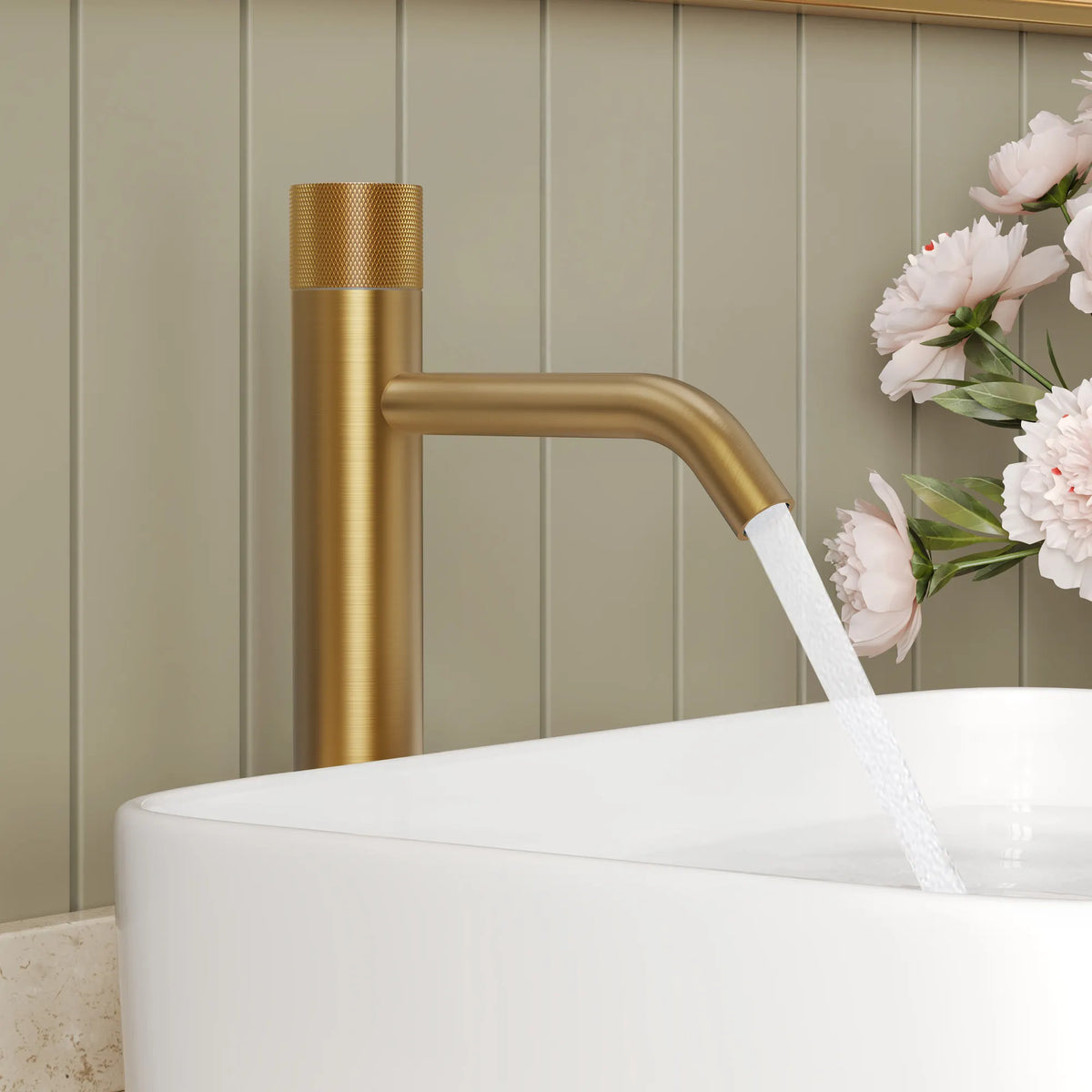 Single-Handle Vessel Bathroom Sink Faucet With Pop-Up Drain