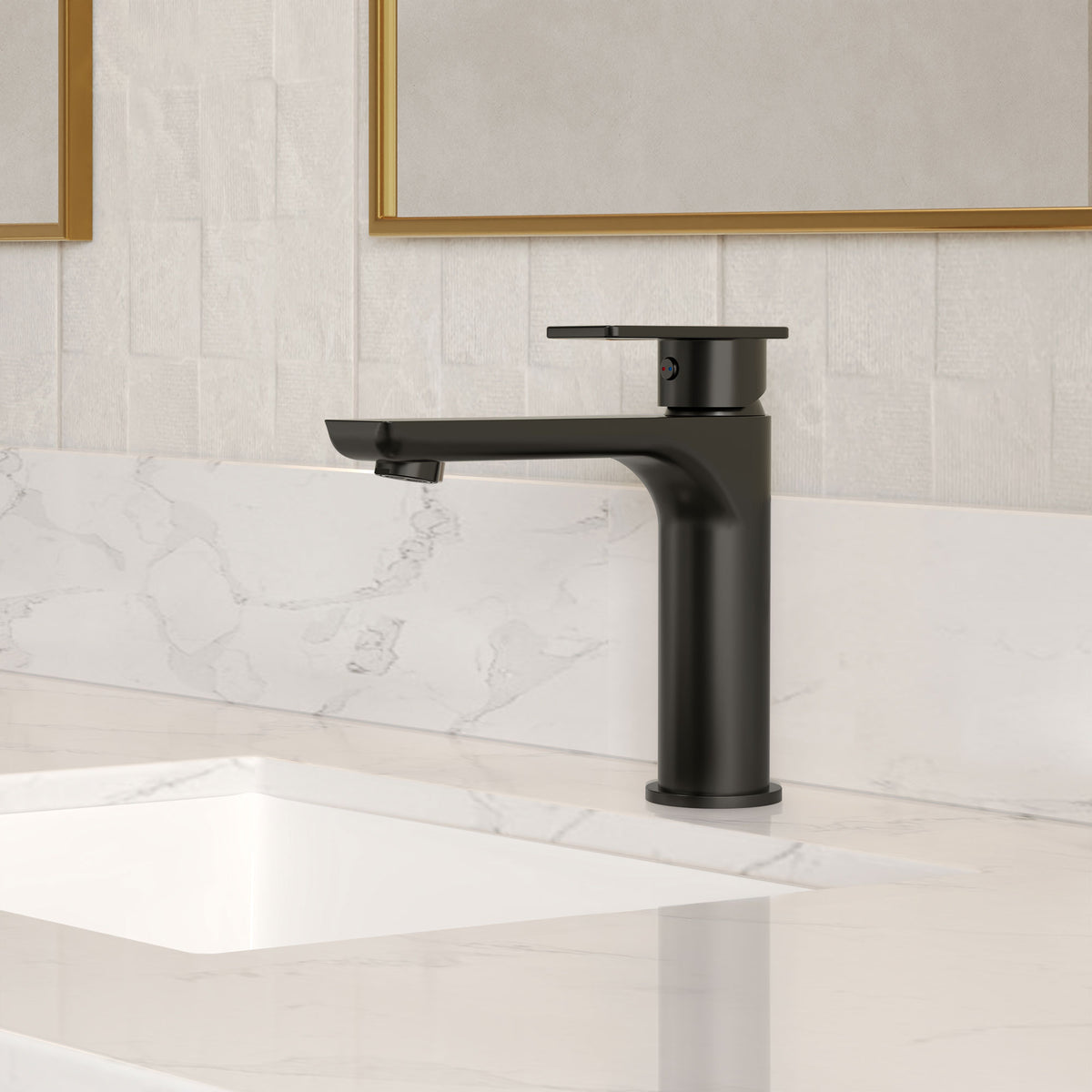 Single-Handle Bathroom Sink Faucet With Pop-Up Drain