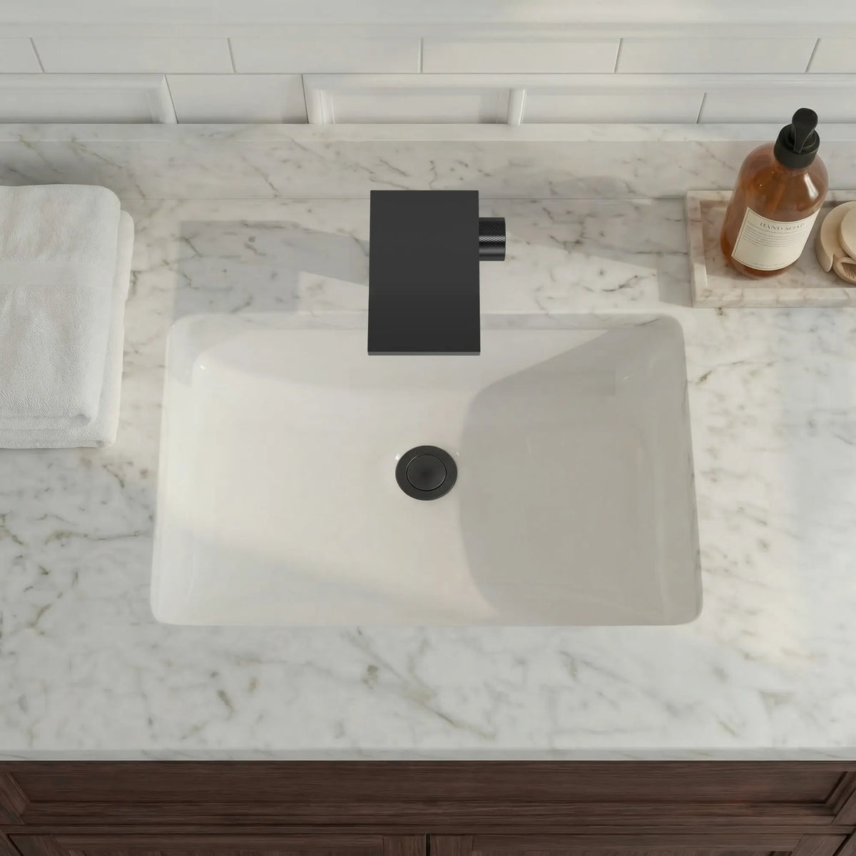 Single-Handle Bathroom Sink Faucet With Waterfall Spout And Pop-Up Drain