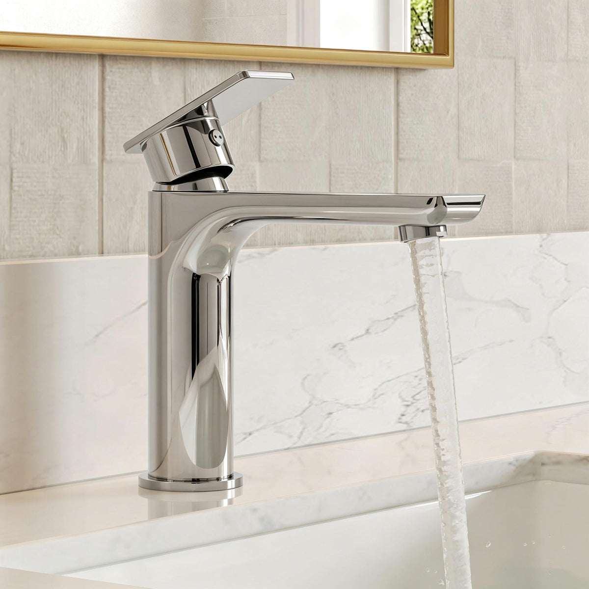 Single-Handle Bathroom Sink Faucet With Pop-Up Drain