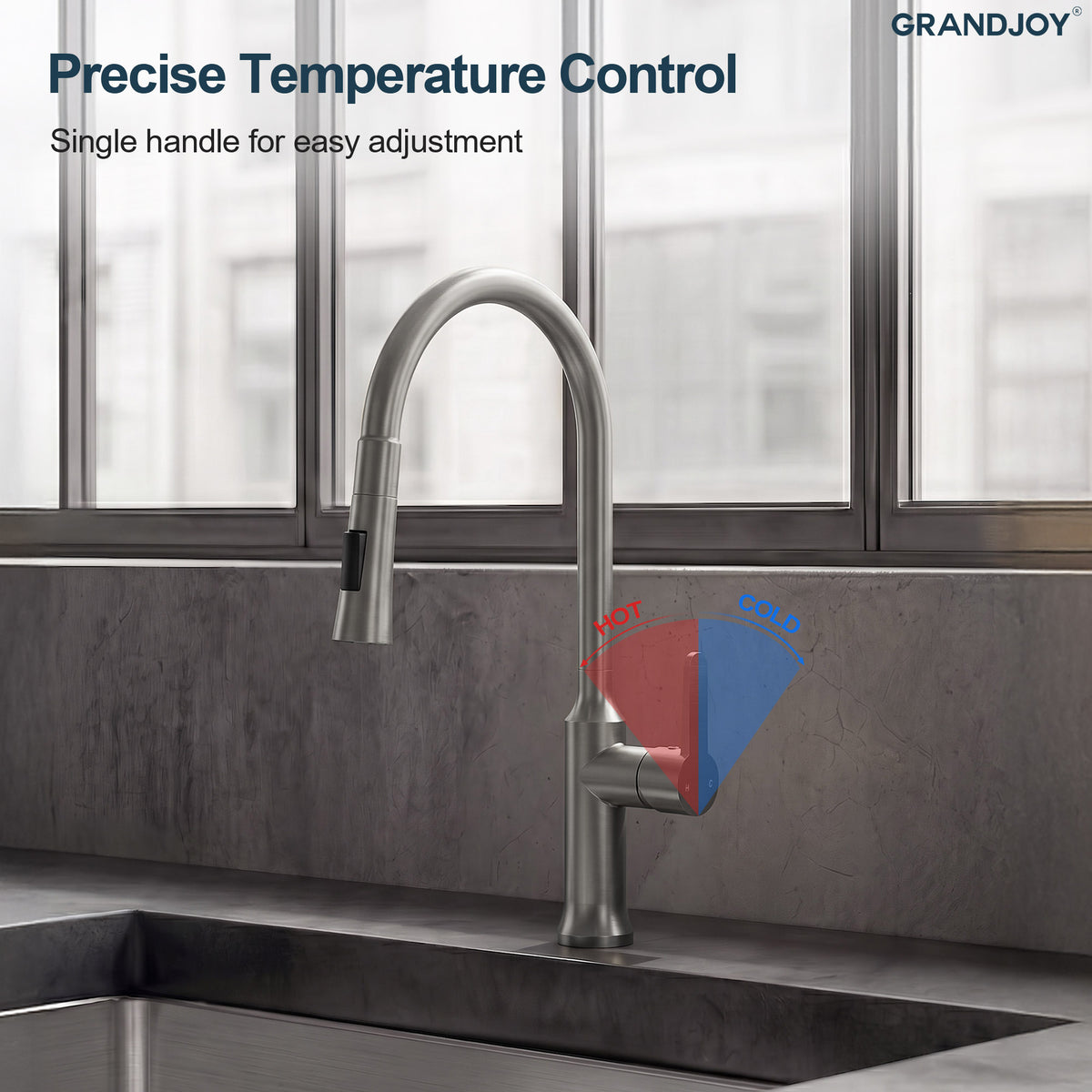 Single-Handle Pull-Down Kitchen Faucet With Dual Spray Modes