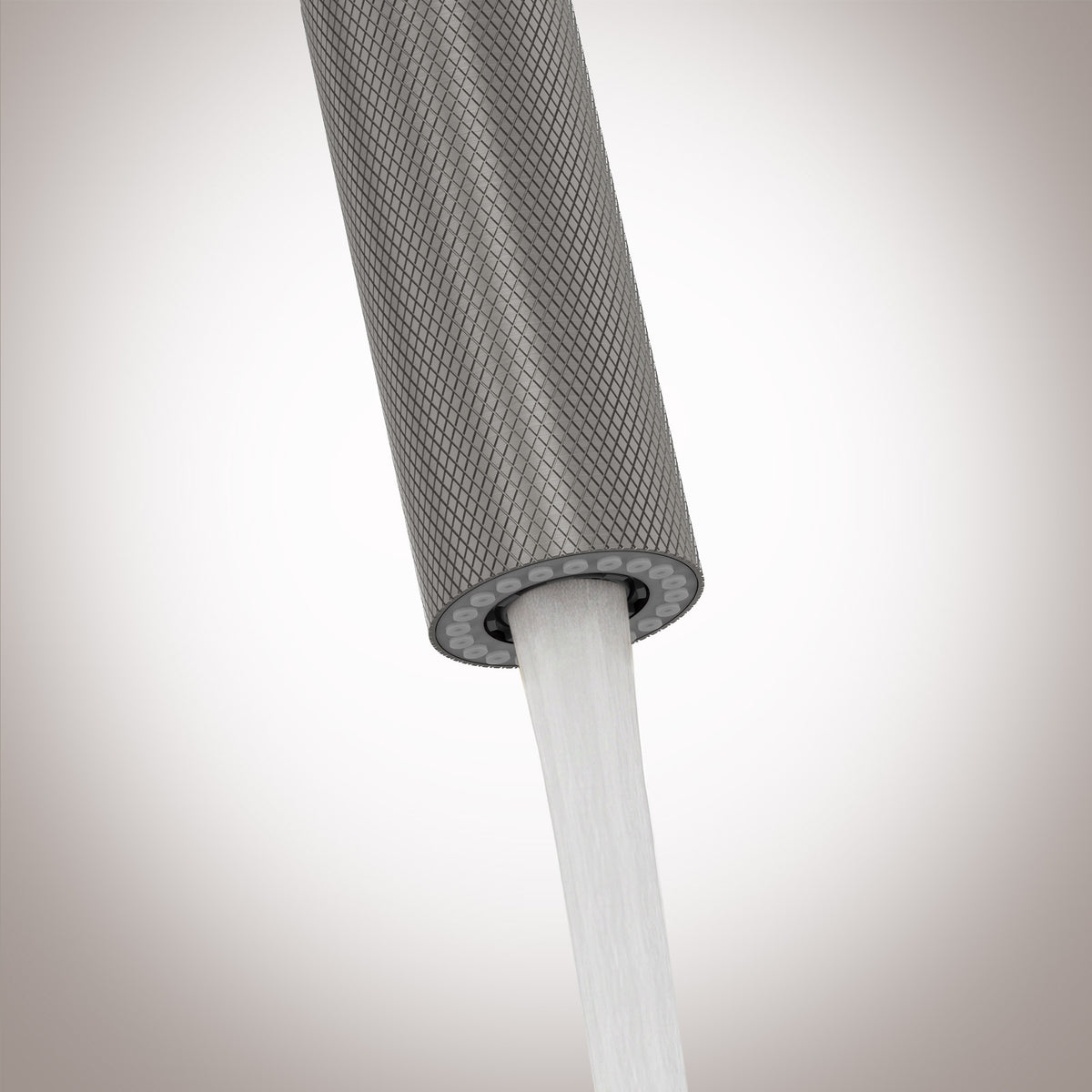 Single-Handle Pull-Down Kitchen Faucet With Dual Spray Modes