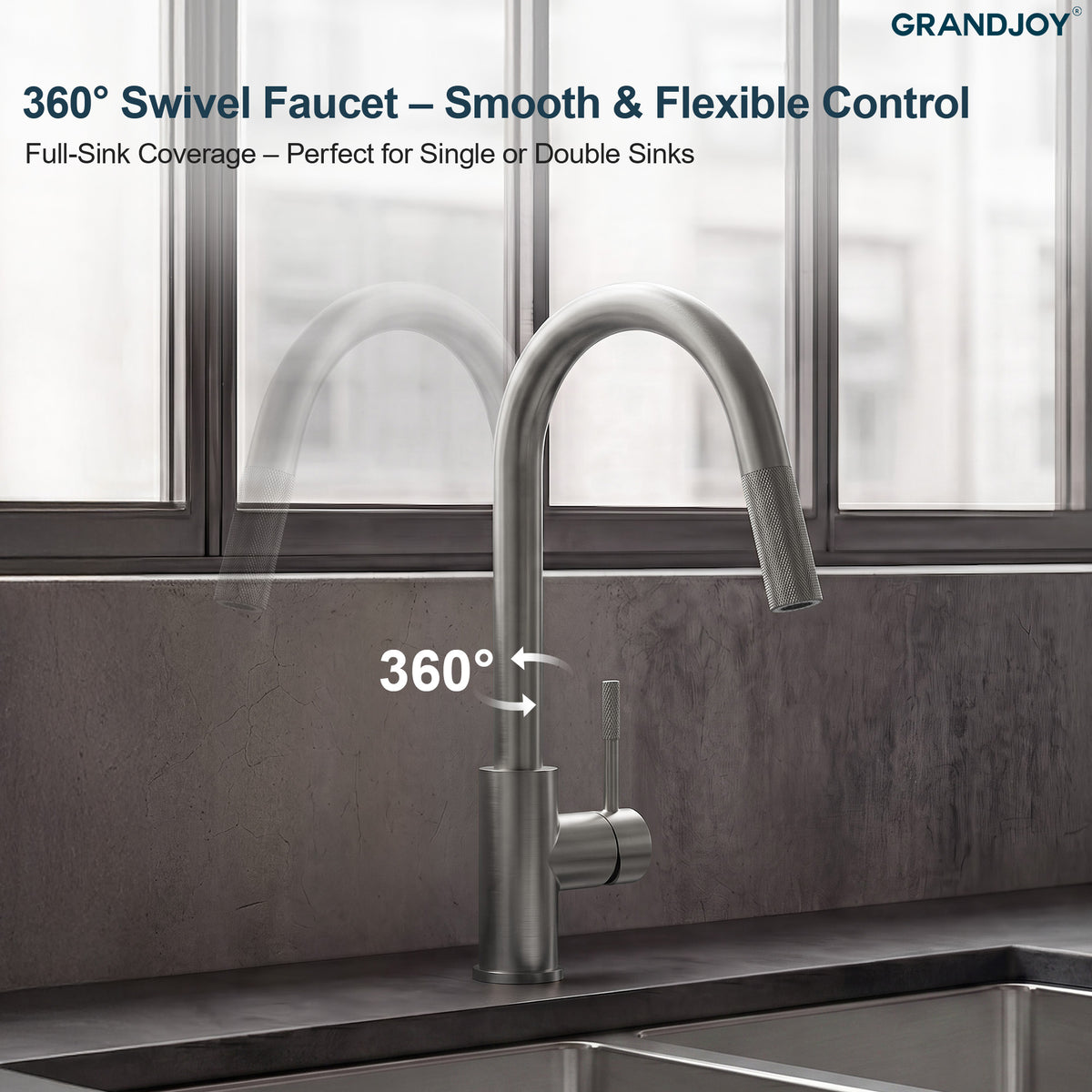 Single-Handle Pull-Down Kitchen Faucet With Dual Spray Modes