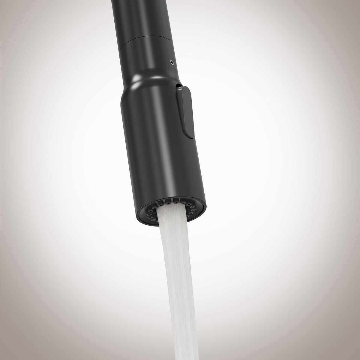 Single-Handle Pull-Down Kitchen Faucet With Dual Spray Modes
