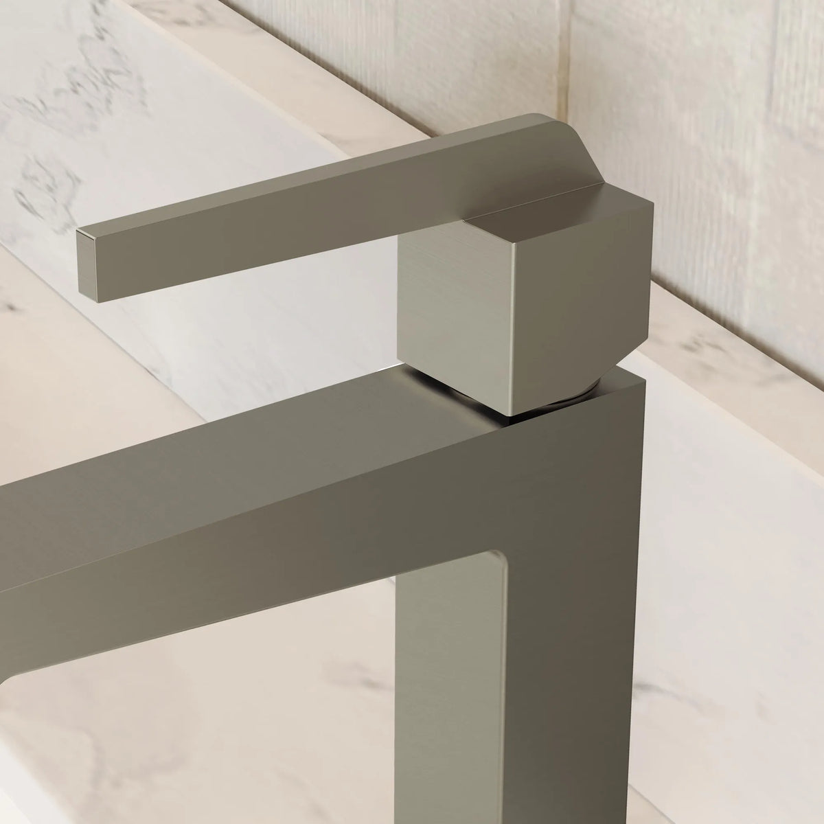 Single-Handle Bathroom Sink Faucet With Pop-Up Drain