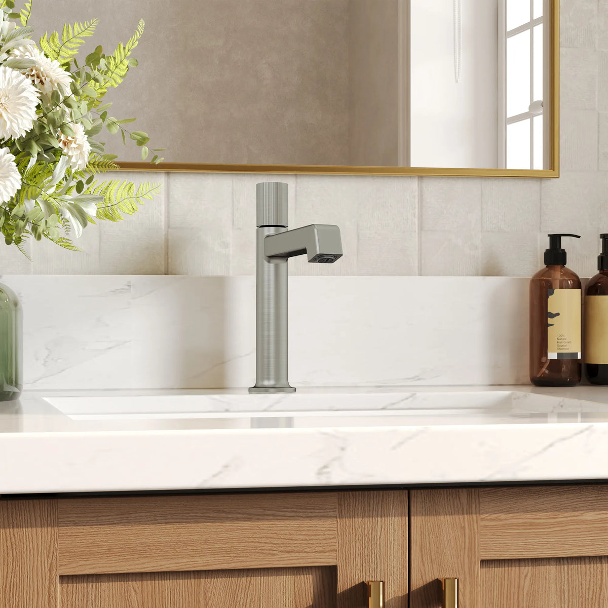 Single-Handle Bathroom Sink Faucet With Pop-Up Drain